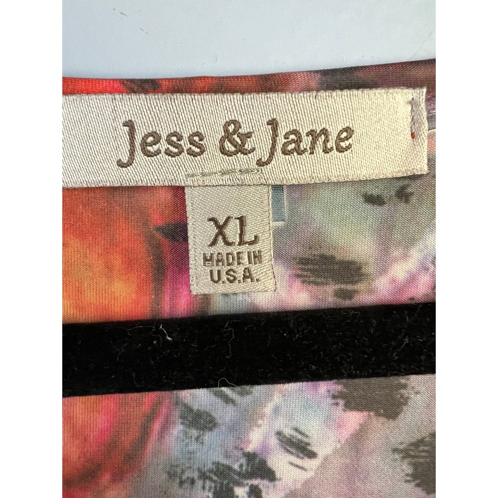 Jess & Jane Vibrant Floral Embellished Tunic Top Asymmetric Hem SzXL Artsy - Picture 4 of 6